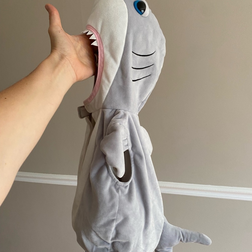 Infant 3-6m SHARK costume Halloween